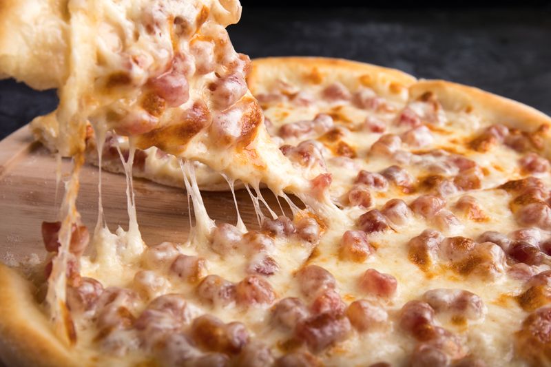 Giordanos party pizza bundle deal large group
